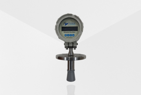 Ultrasonic level transmitter